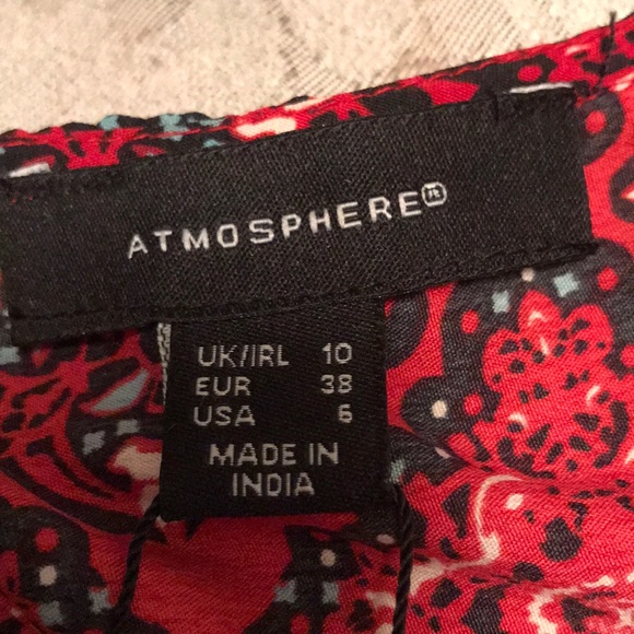 Patterned Romper - Picture 3 of 4